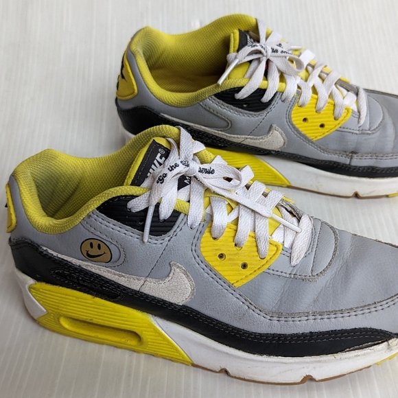 NIKE Air Max 90 LTR go the extra smile colorblock yellow sneakers - Picture 14 of 14